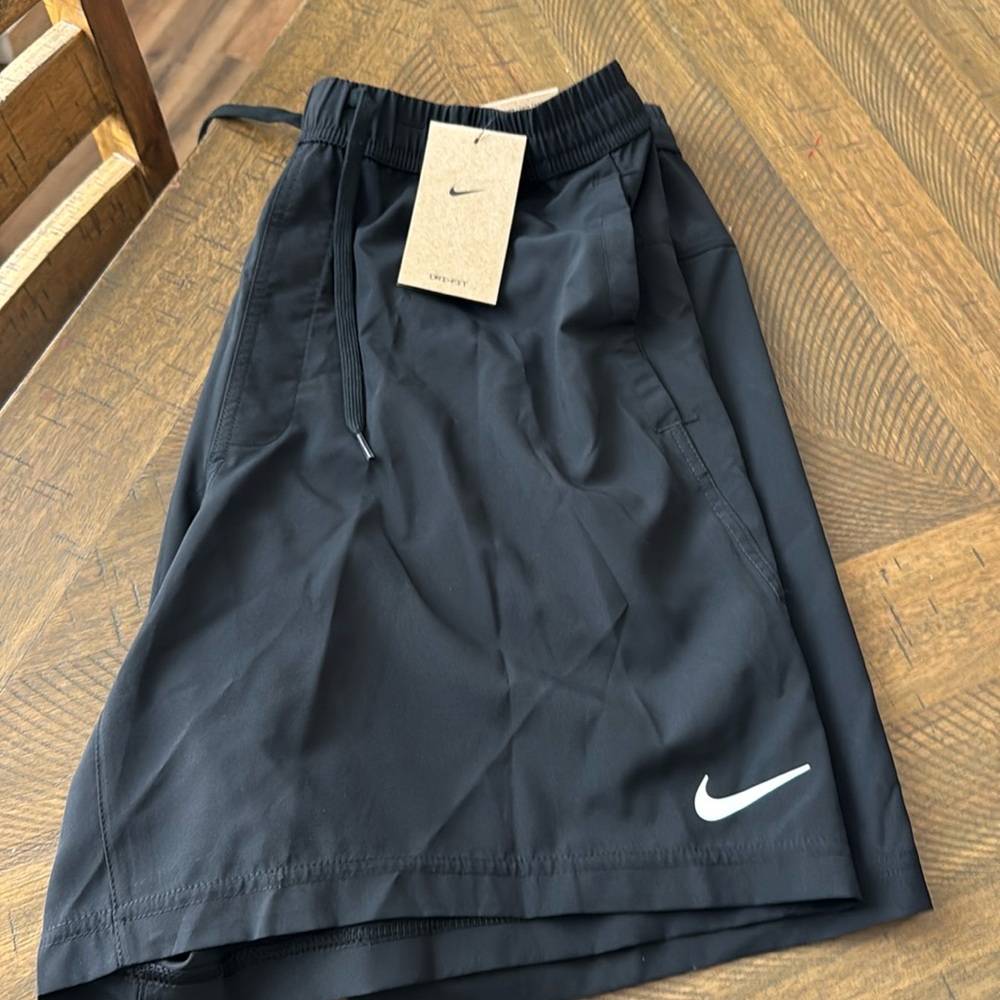 Men’s Black Nike Dri-Fit Running Shorts Size Large with Drawstring 7”